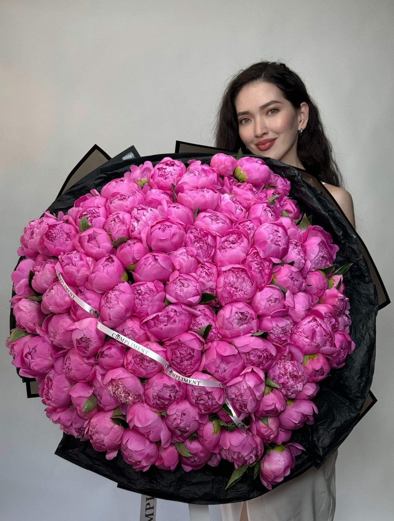 100 DR ALEX PEONIES