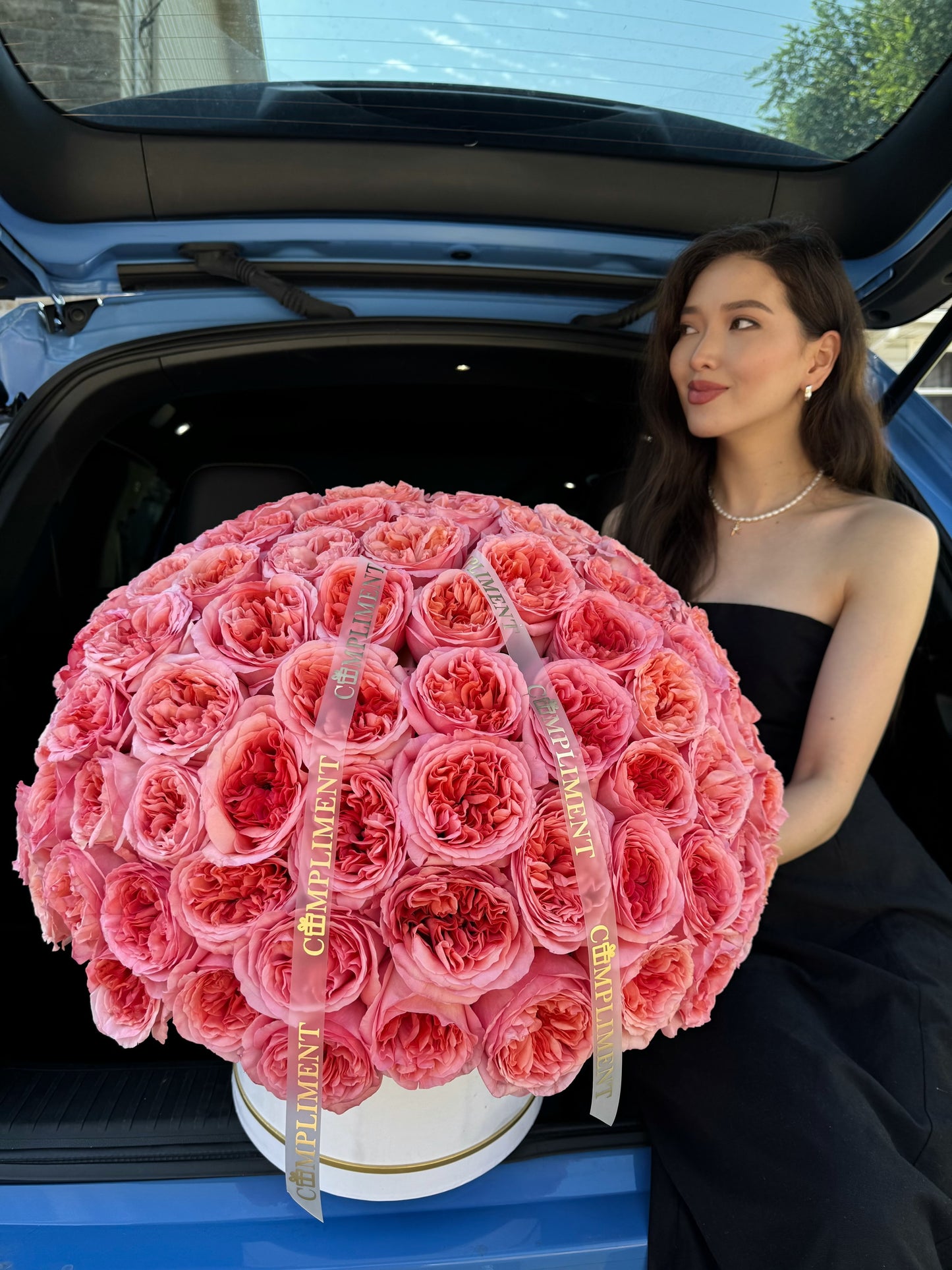 101 PINK PEONY ROSES IN A BOX
