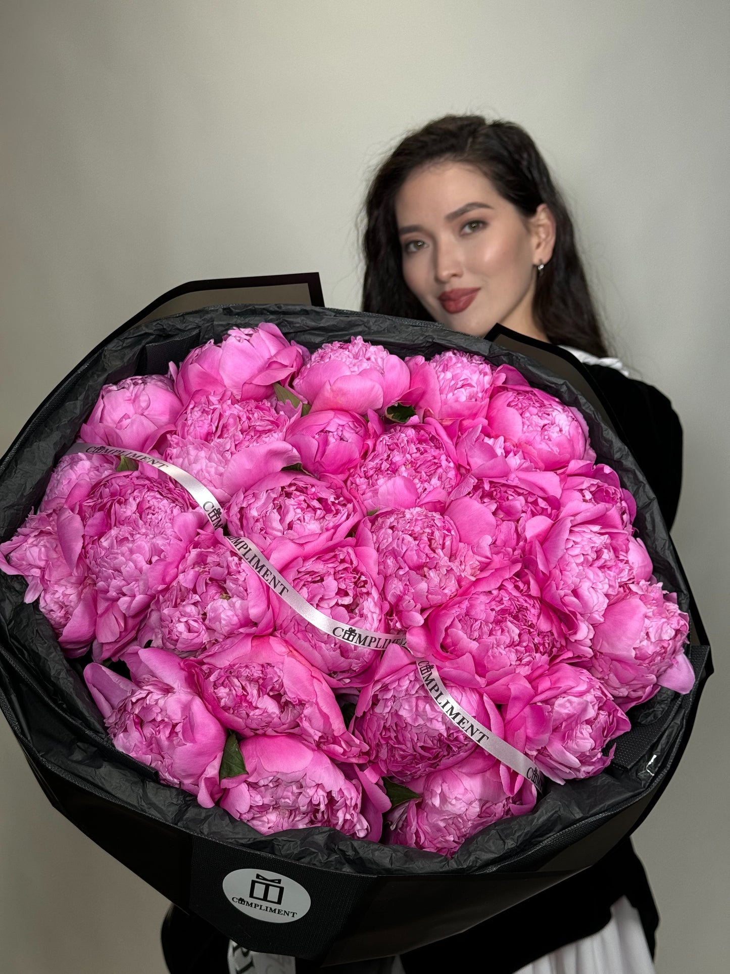 25 DR ALEX PEONIES