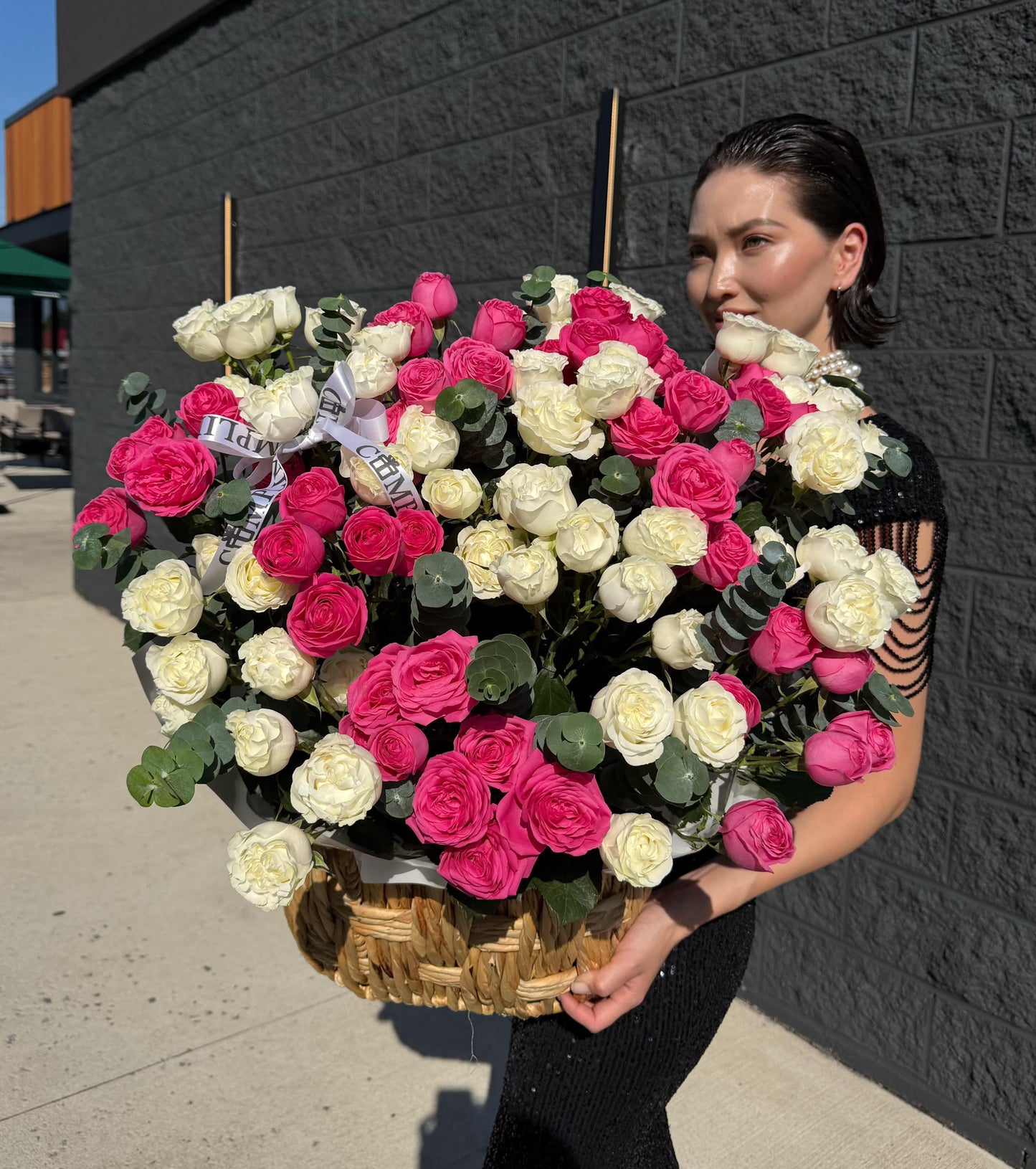 PEONY SPRAY ROSES MIX/ M