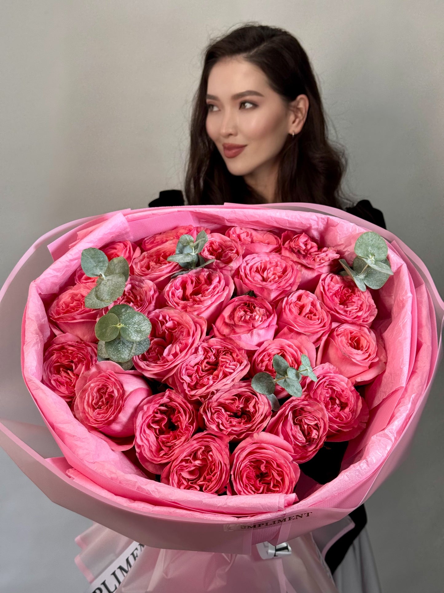 25 PINK PEONY ROSES