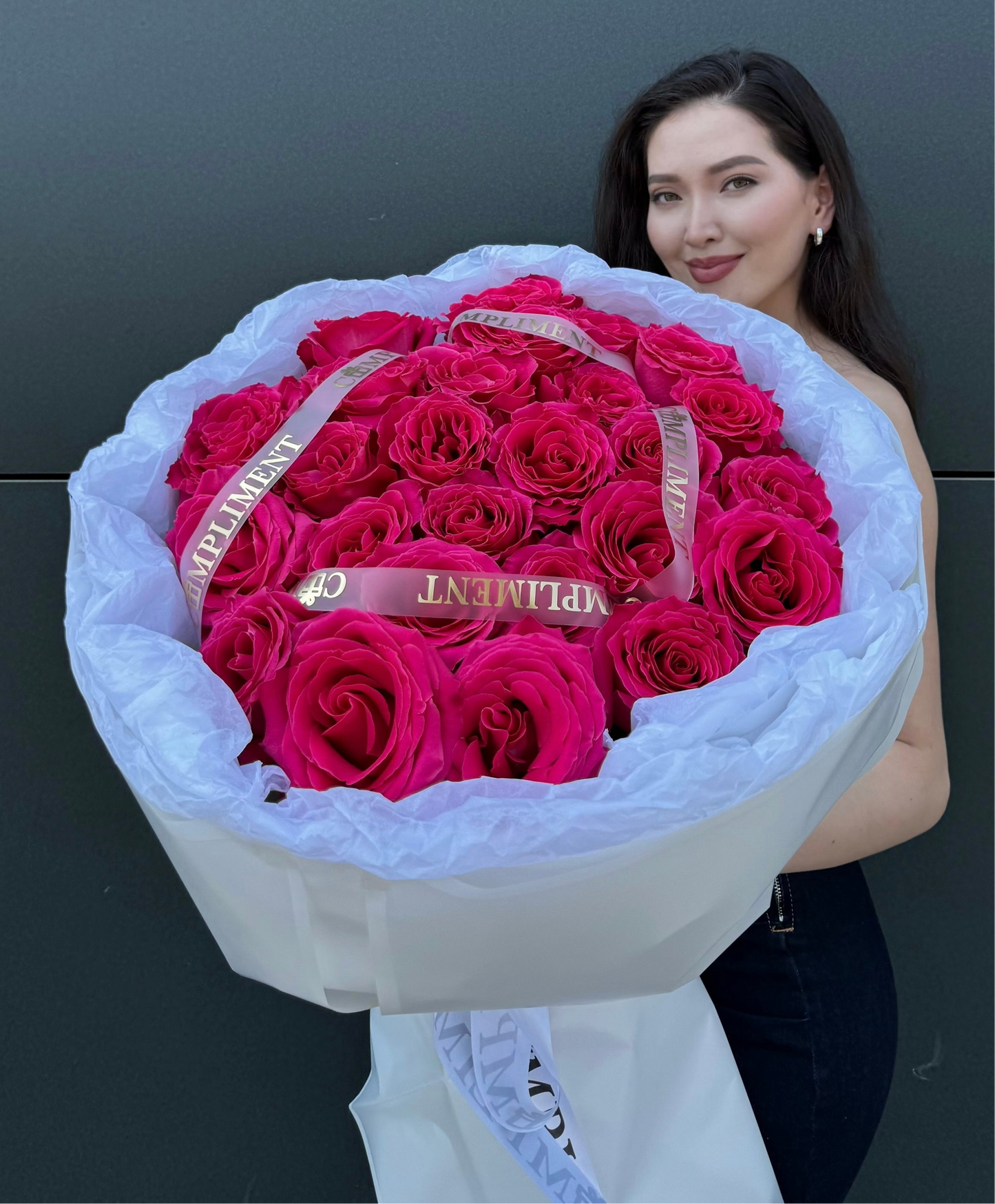 25 HOT PINK ROSES