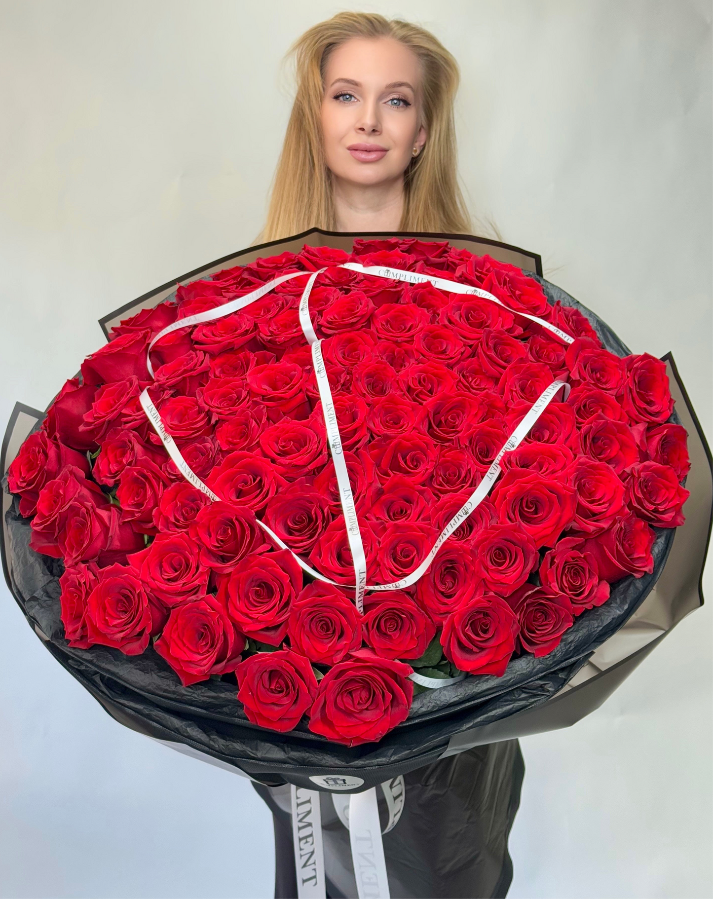 101 RED ROSES