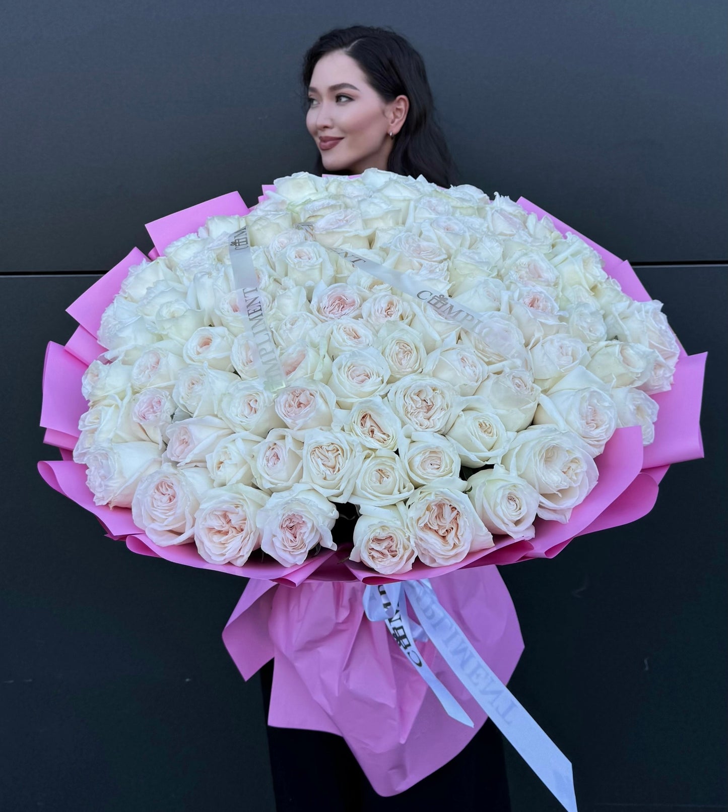 100 PEONY ROSES WHITE