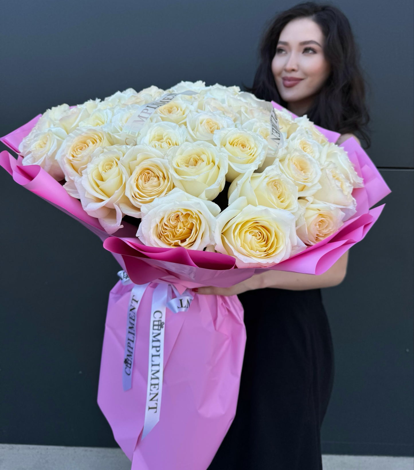 51 PEONY ROSES WHITE