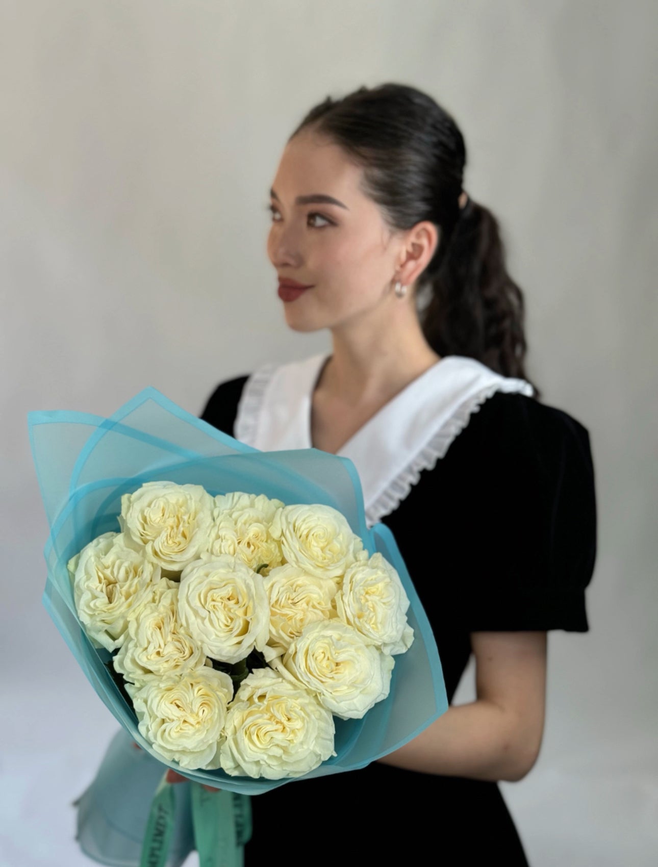DOZEN OF ROSES