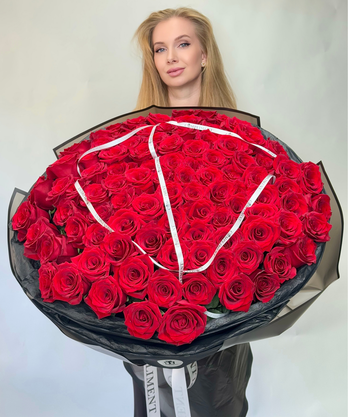 101 RED ROSES