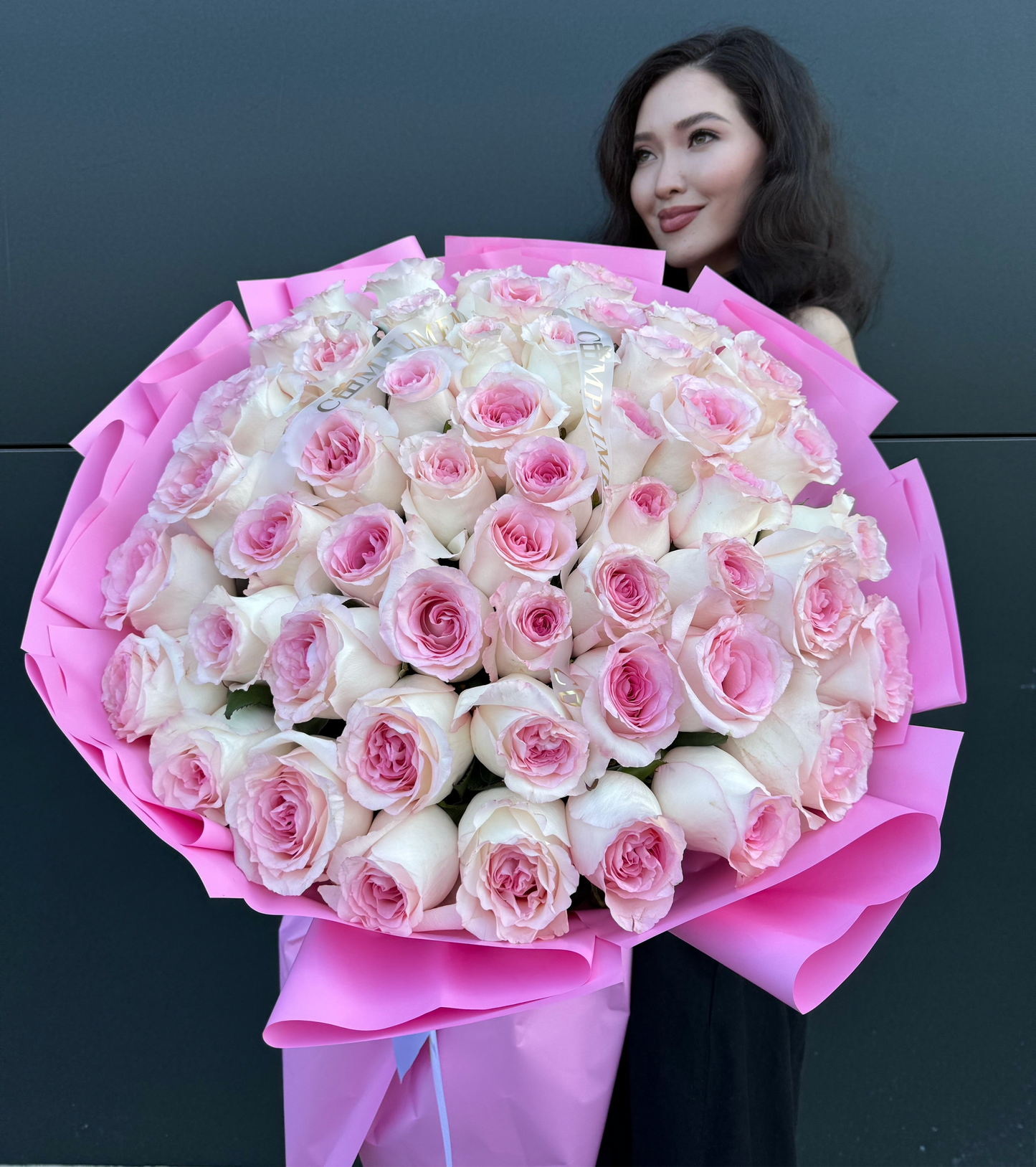 51 PINK ROSES