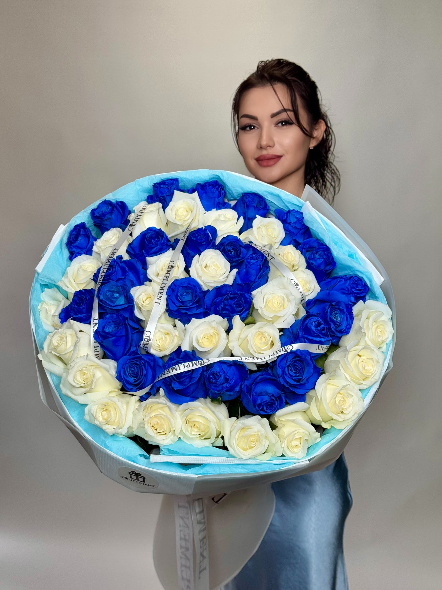 Bouquet “51 blue and white roses”