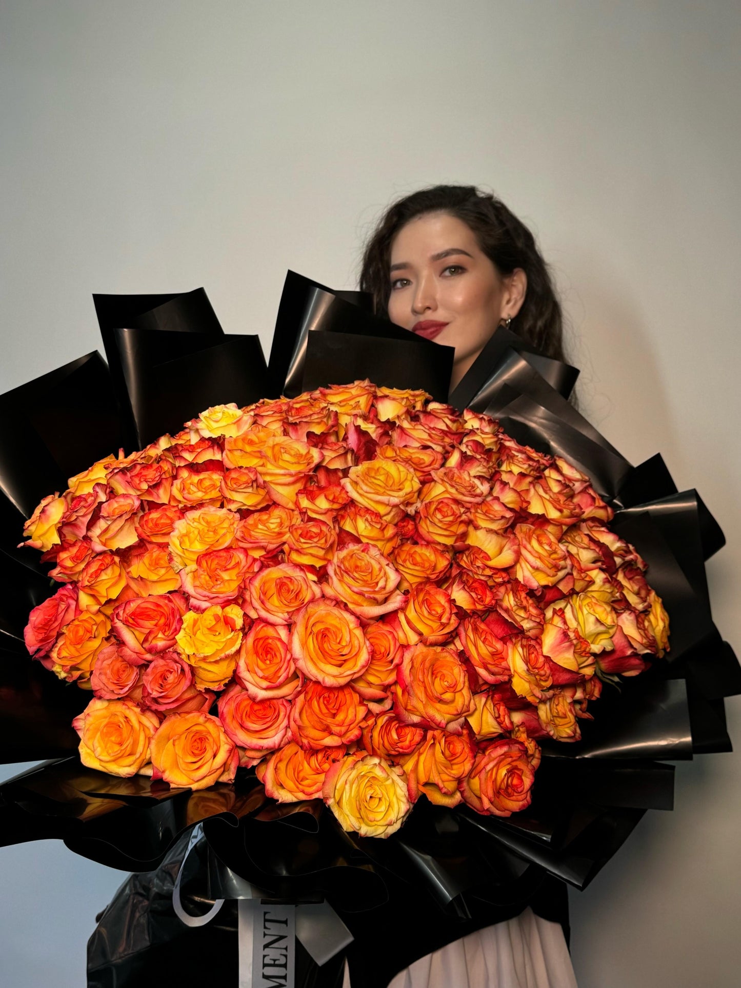 Bouquet "Queen/ 101 orange roses"