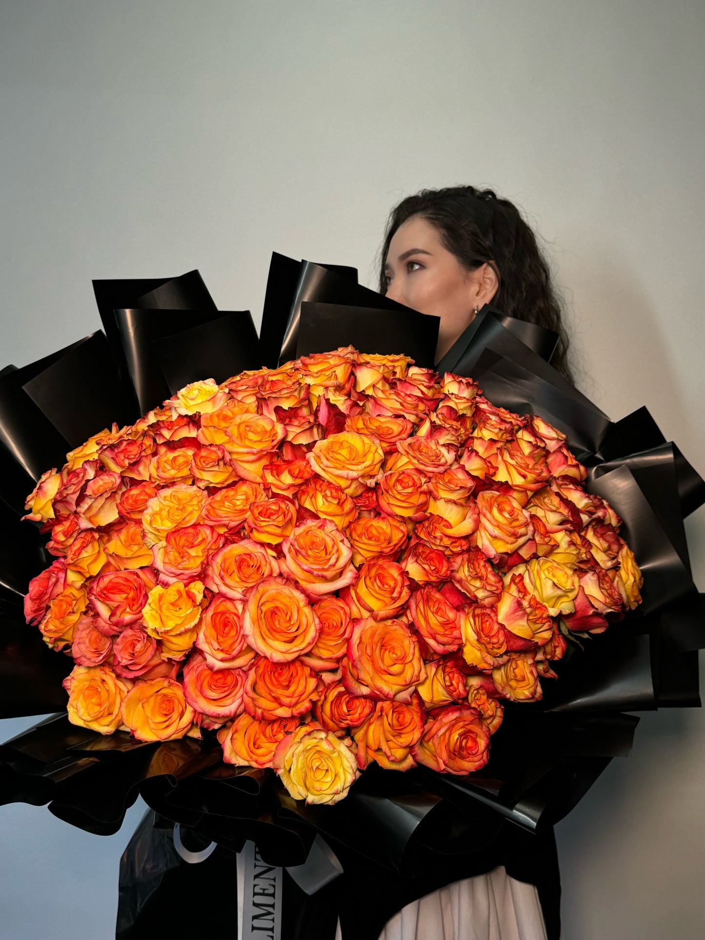 Bouquet "Queen/ 101 orange roses"