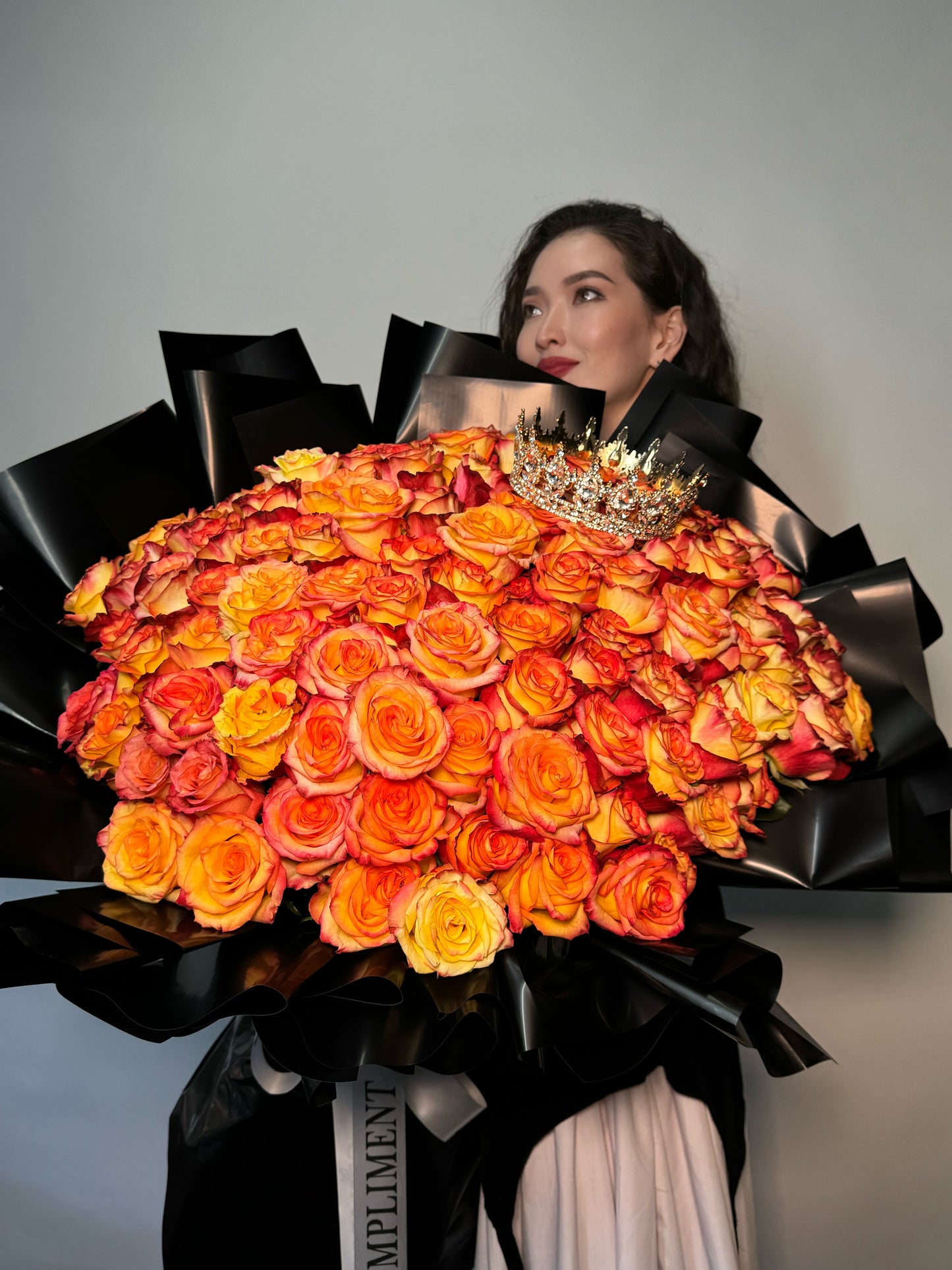 Bouquet "Queen/ 101 orange roses"
