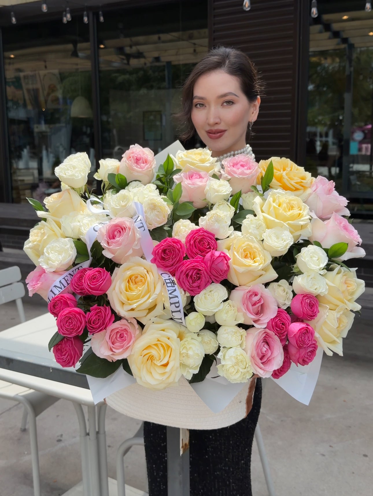 “COMPLIMENT” BASKET/ M