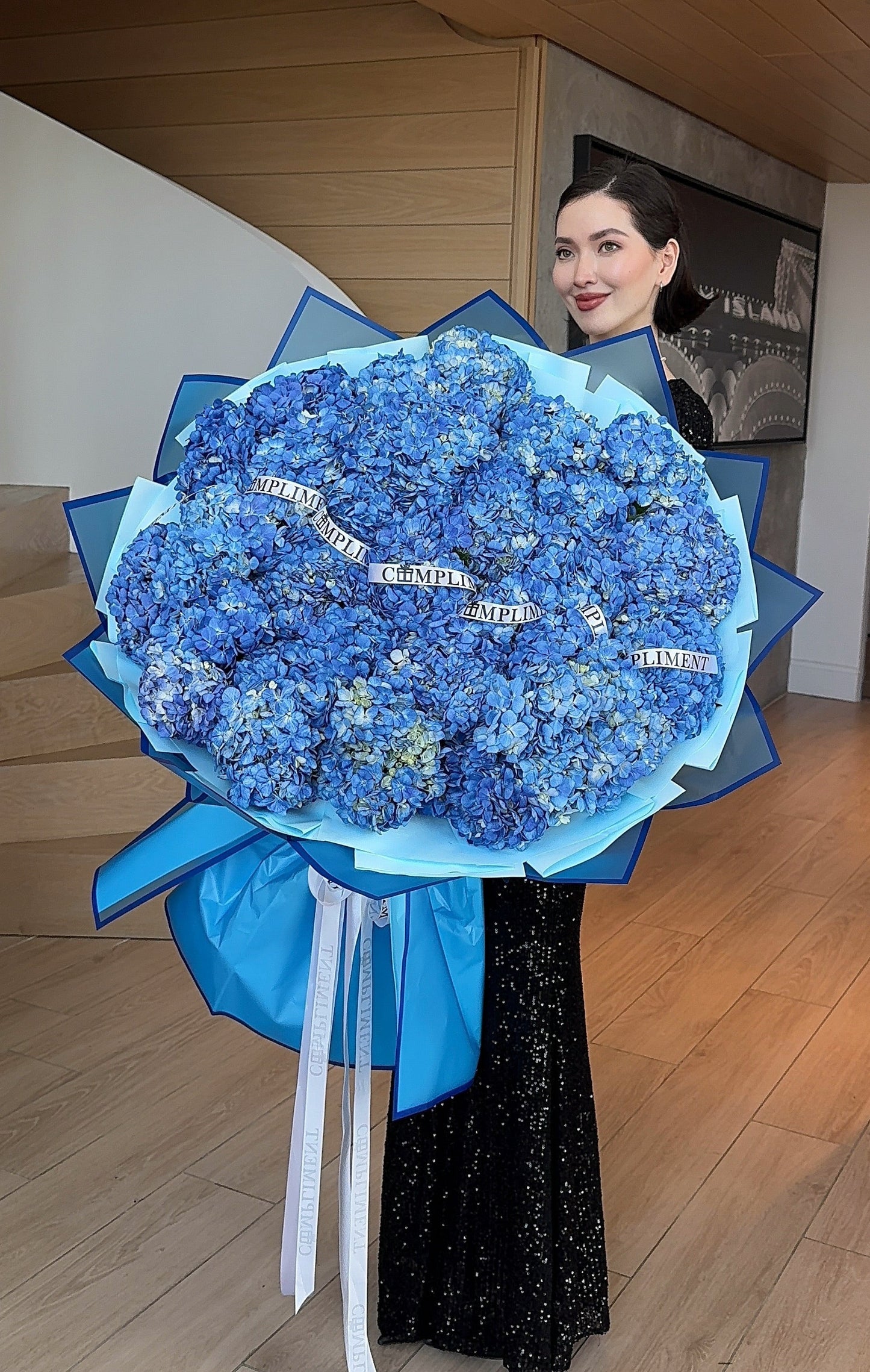 BLUE HYDRANGEAS/ XL