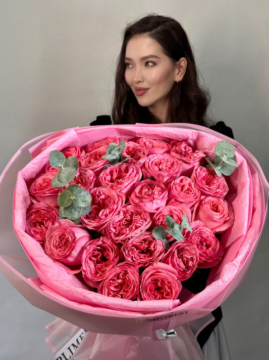 25 PINK PEONY ROSES