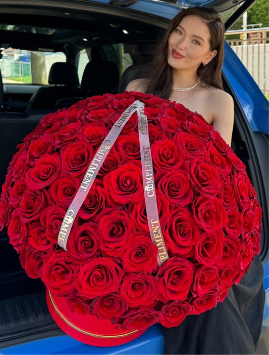 101 RED ROSES IN A BOX