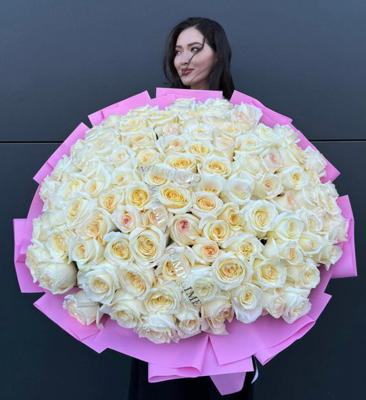 100 ROSES PEONY WHITE