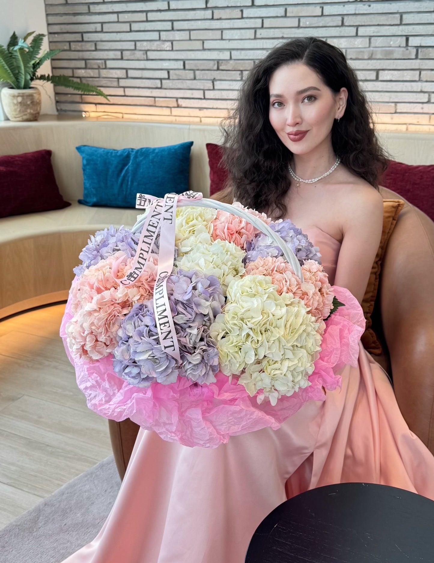 BASKET/ MIX HYDRANGEAS