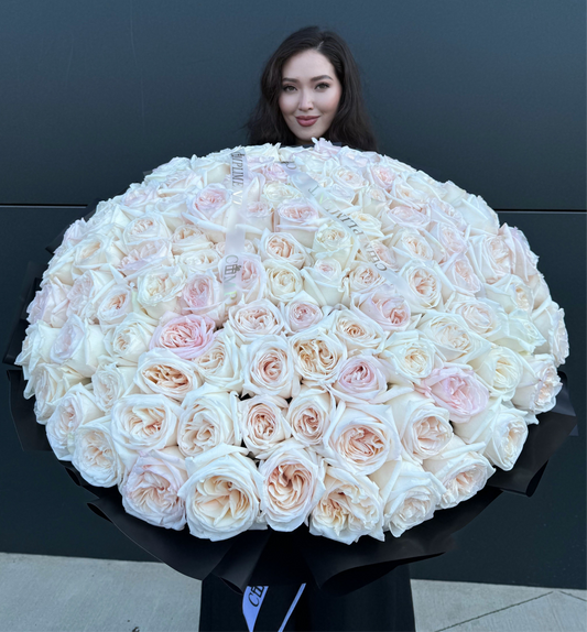101 WHITE PEONY ROSES