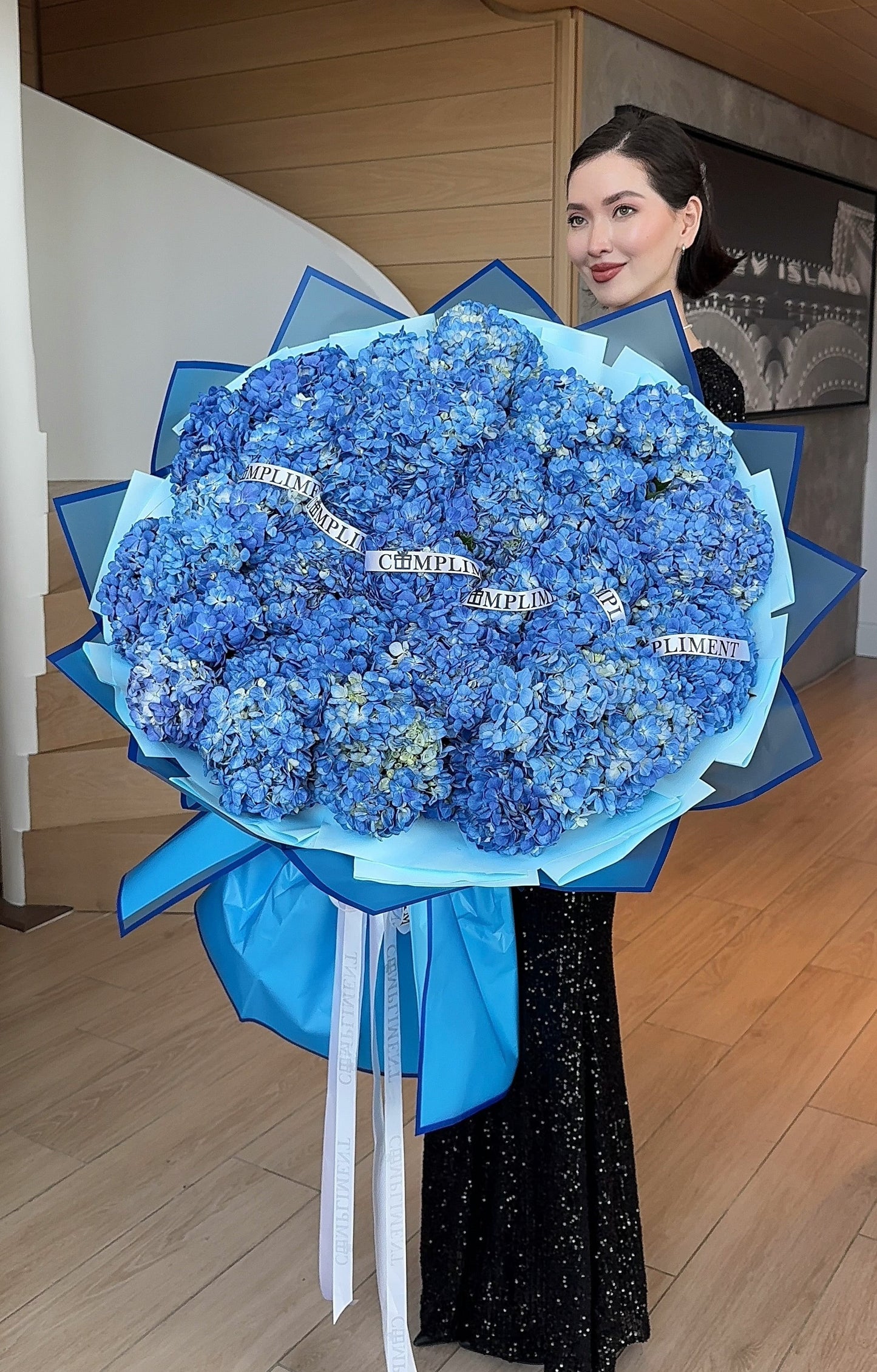 BLUE HYDRANGEAS/ XL