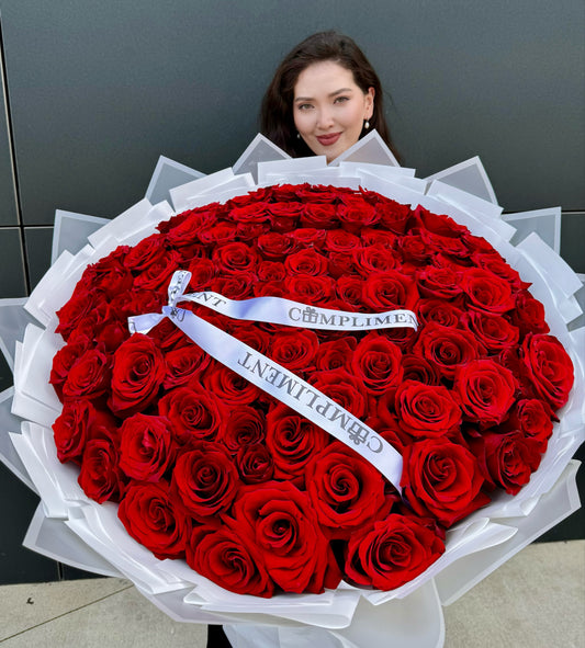 101 RED ROSES