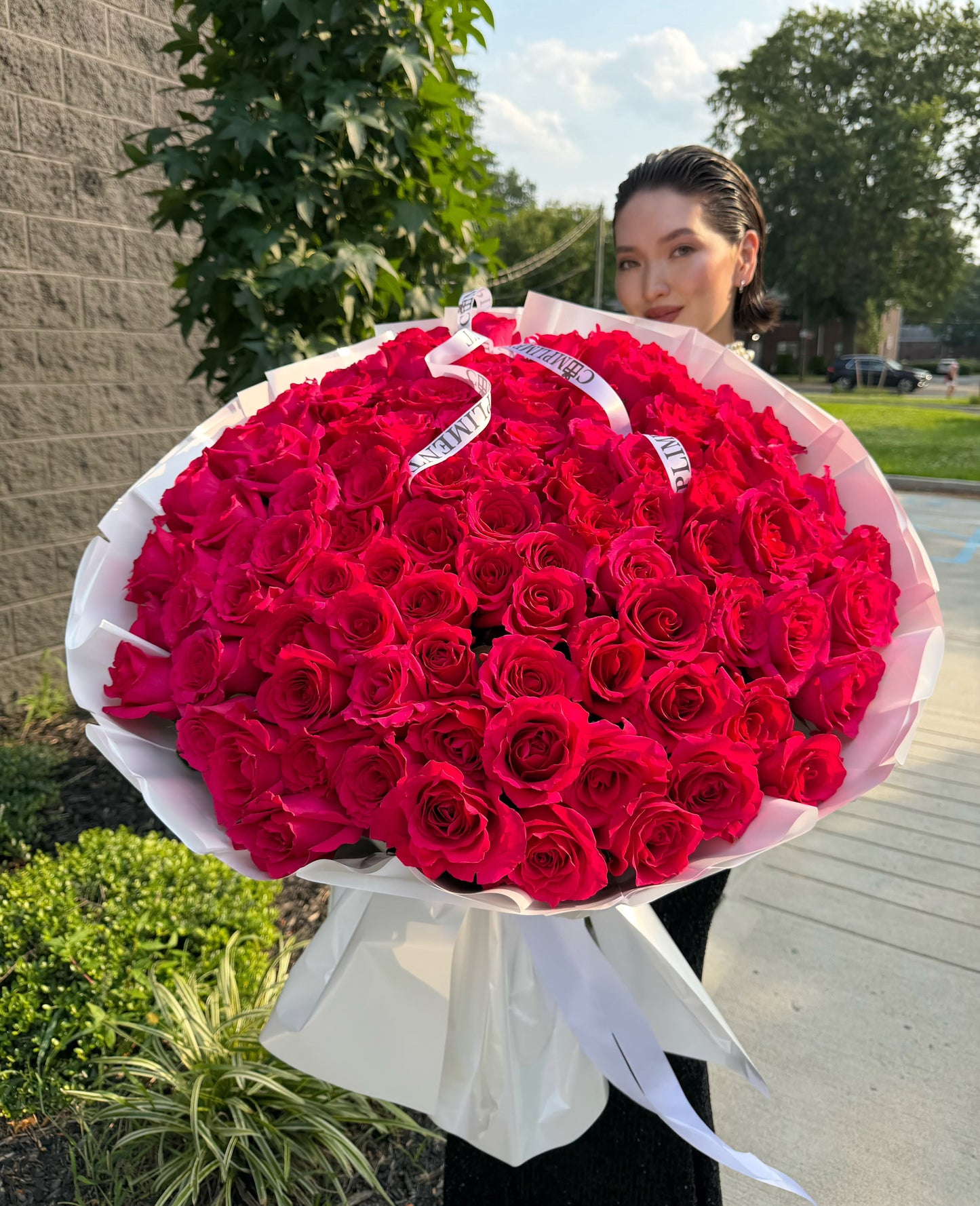 100 HOT PINK ROSES