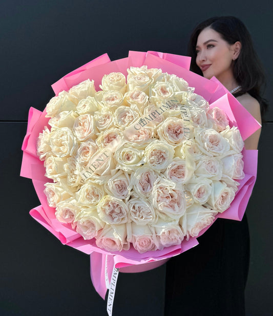51 ROSES PEONY WHITE