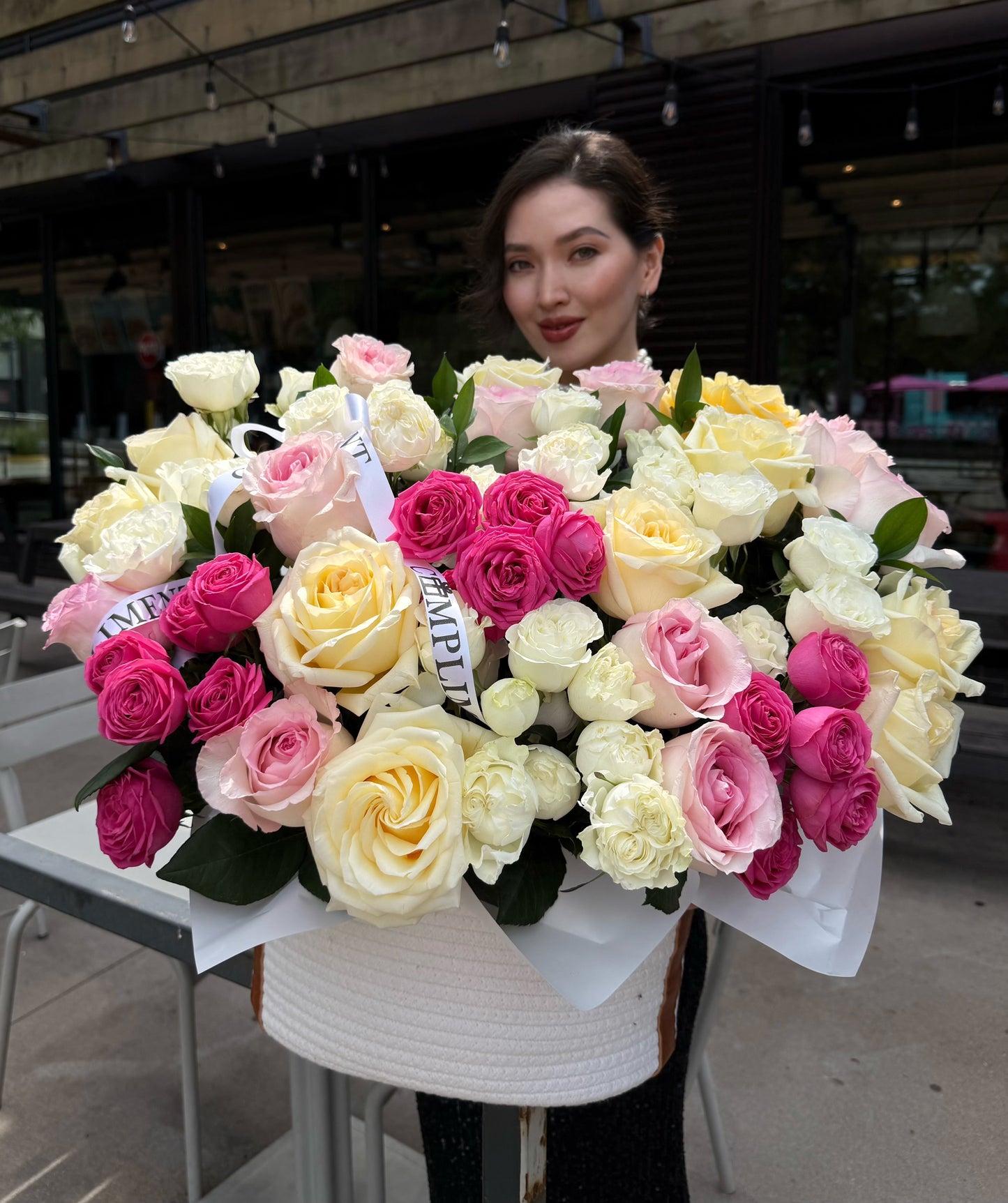 “COMPLIMENT” BASKET/ M