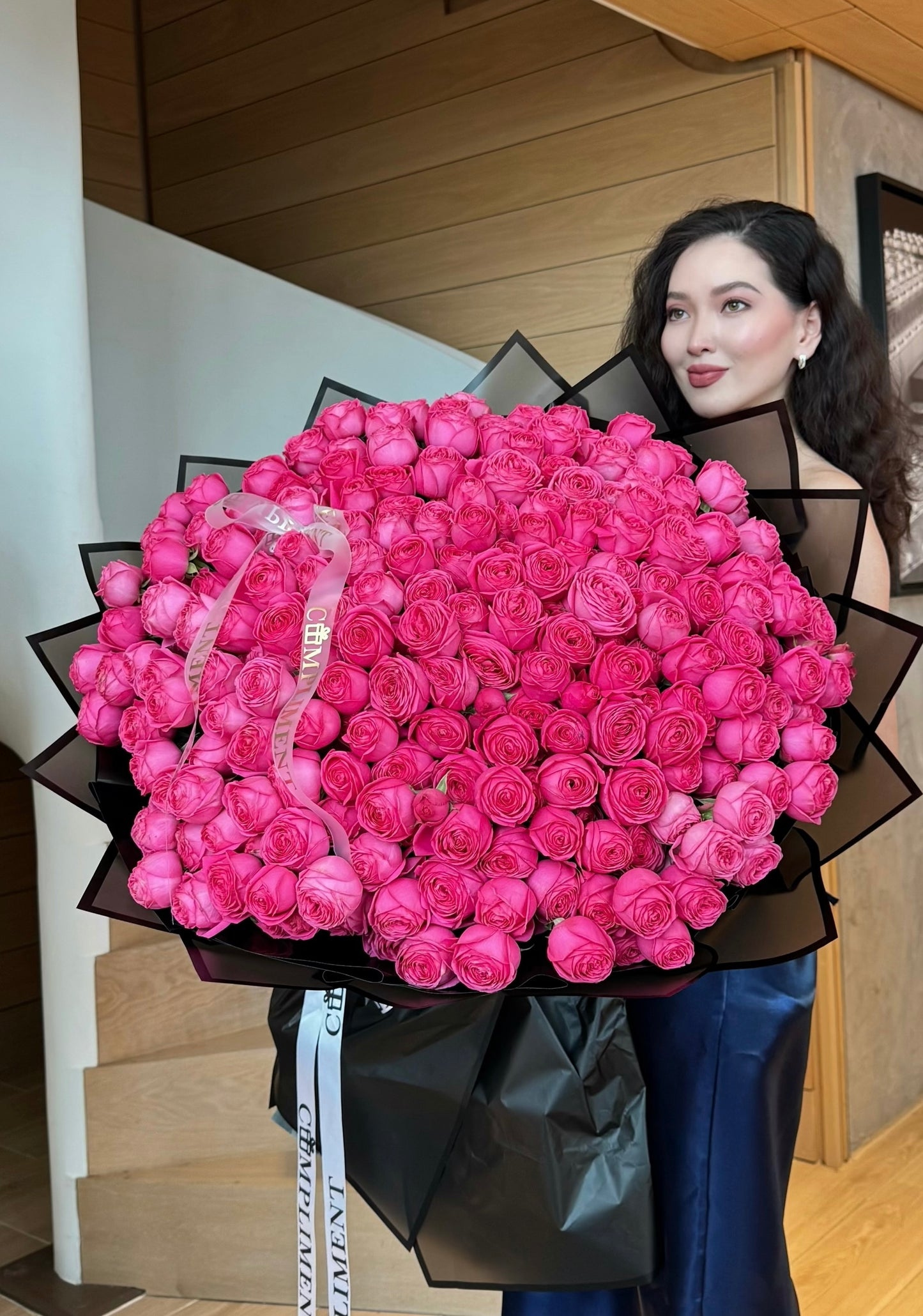 XL/PEONY SPRAY ROSES