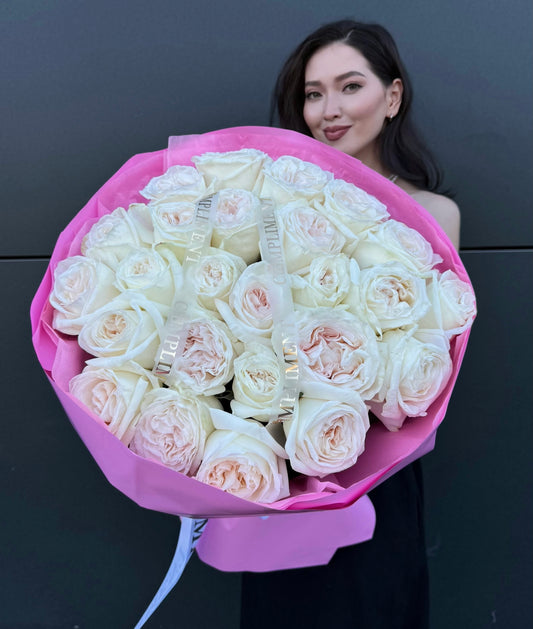 25 ROSES PEONY WHITE