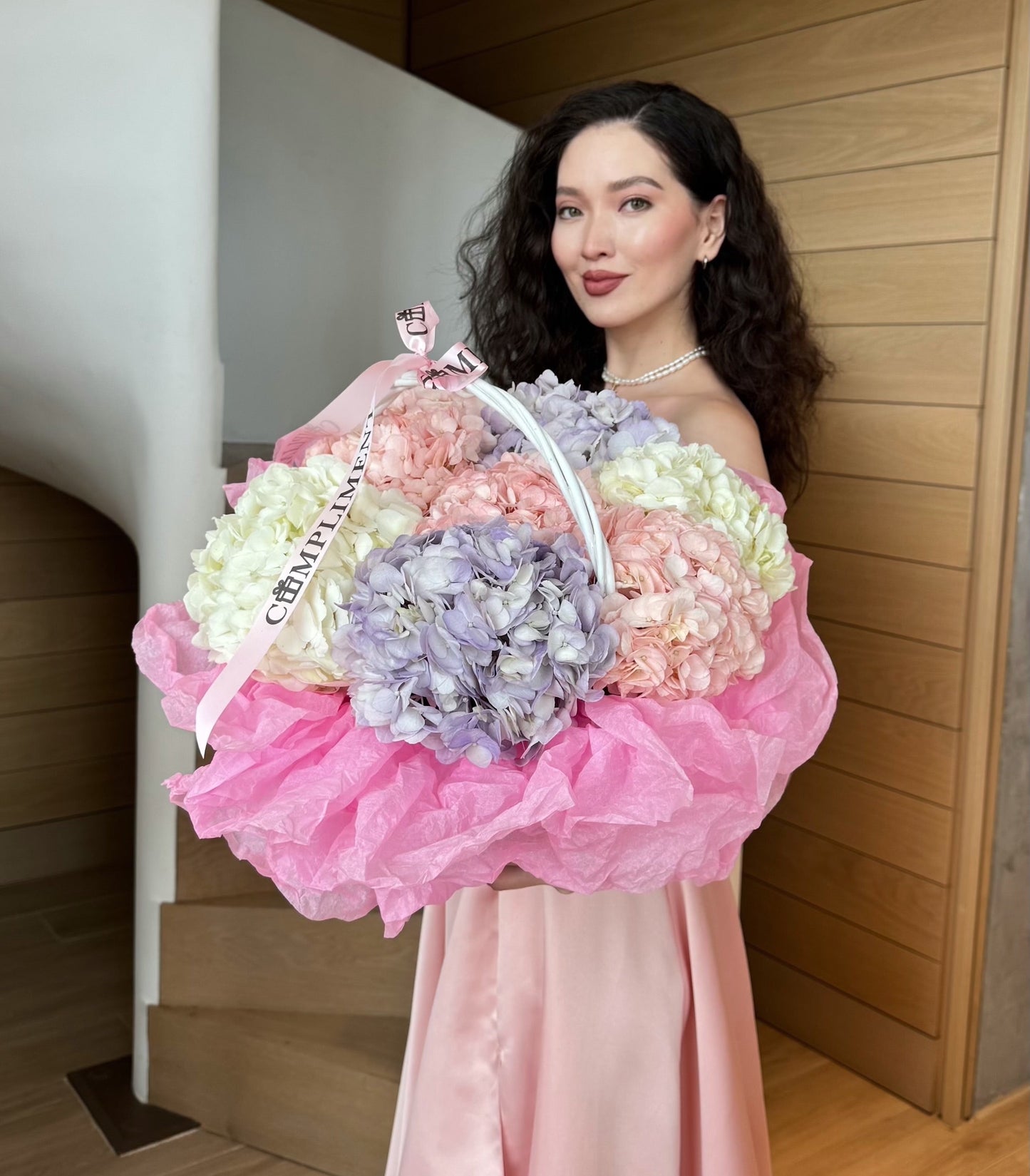 BASKET/ MIX HYDRANGEAS