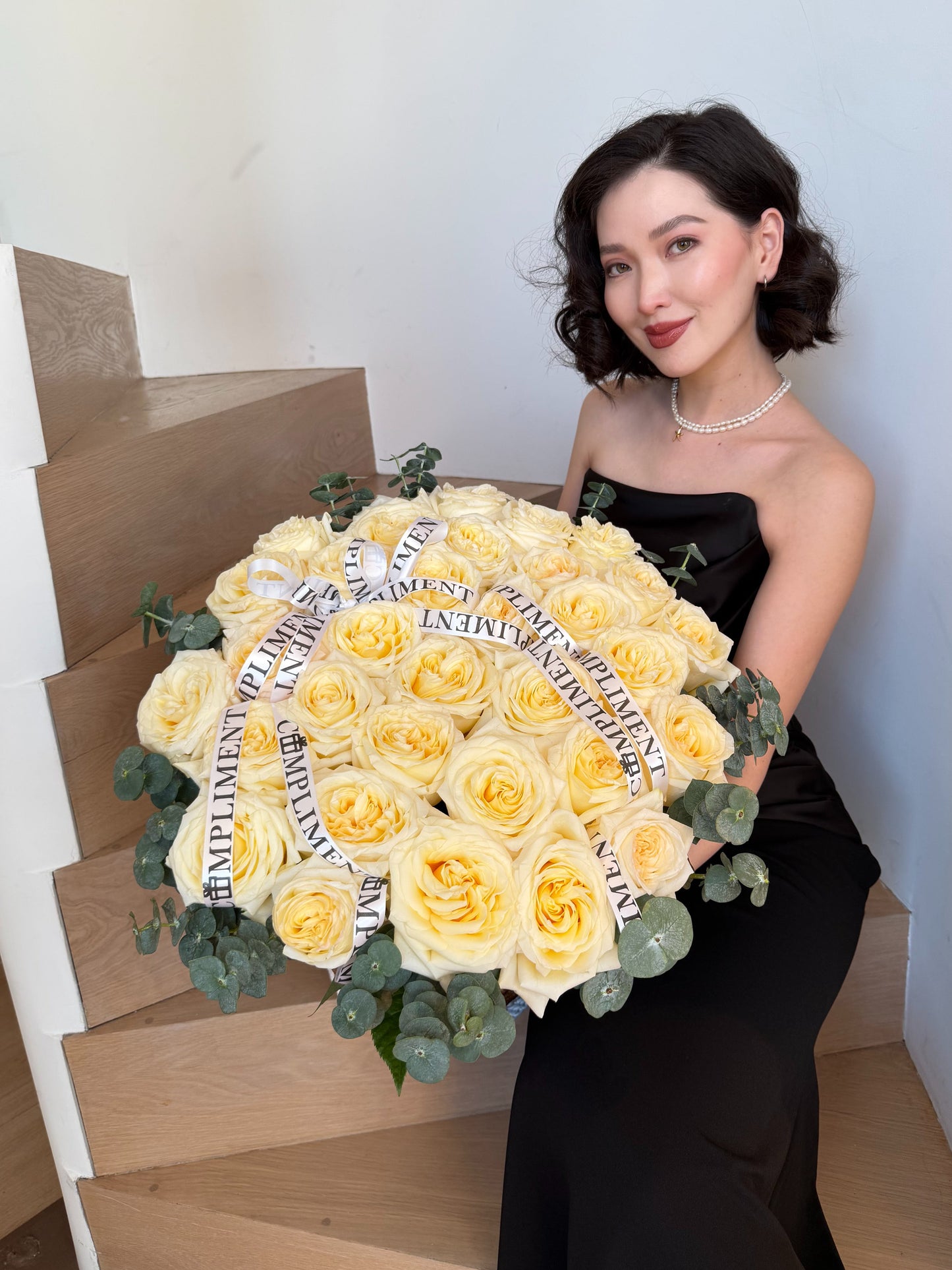 CANDLE ROSES BASKET