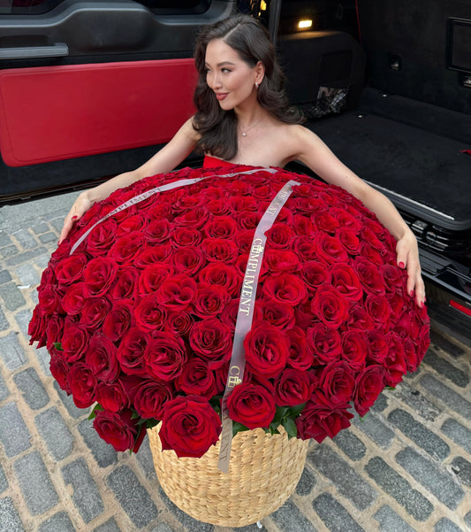 251 RED ROSES IN A BASKET
