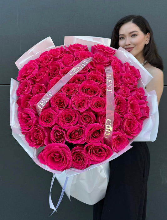 51 ROSES HOT PINK