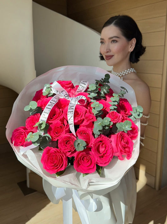 25 HOT PINK ROSES