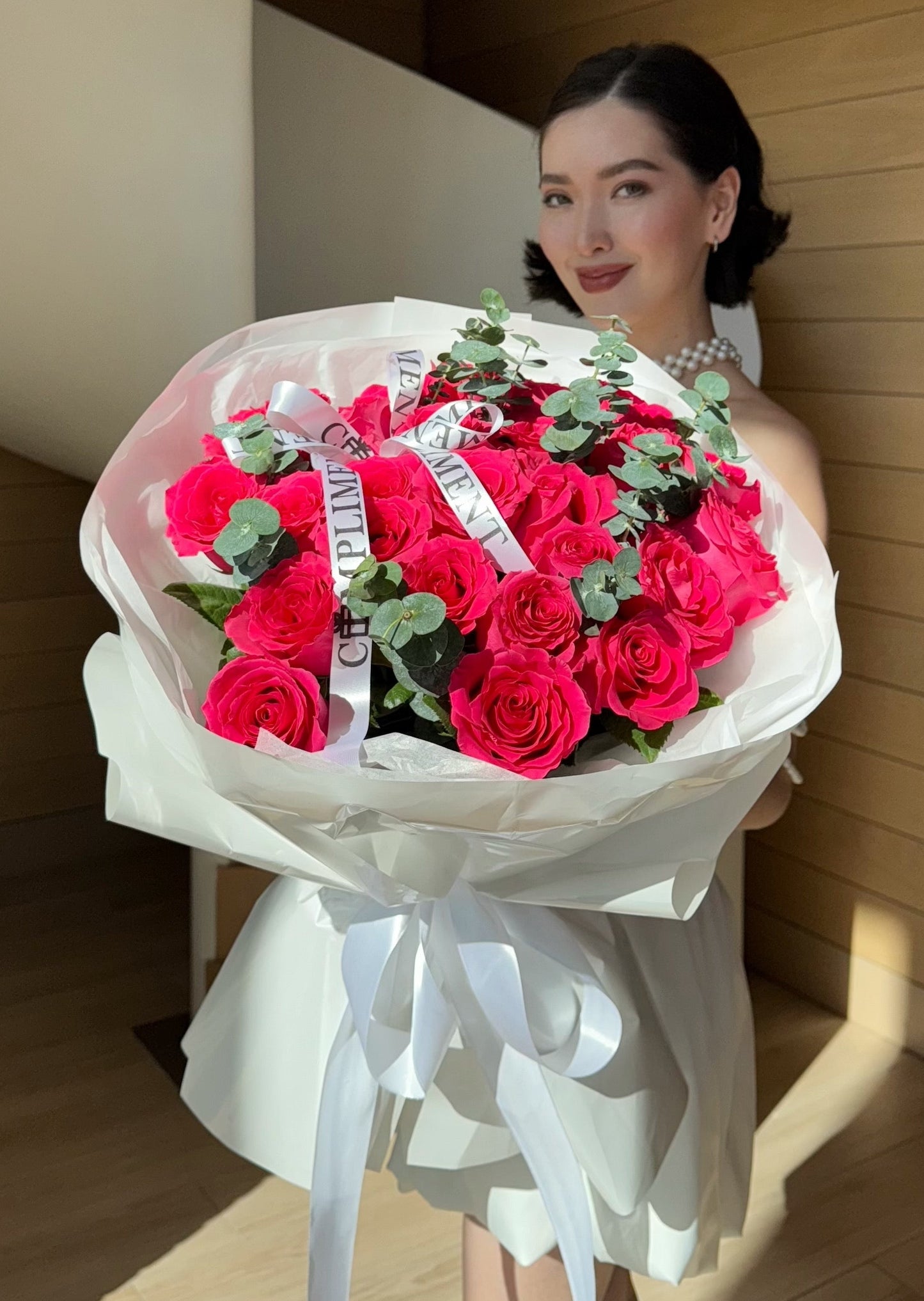 25 HOT PINK ROSES