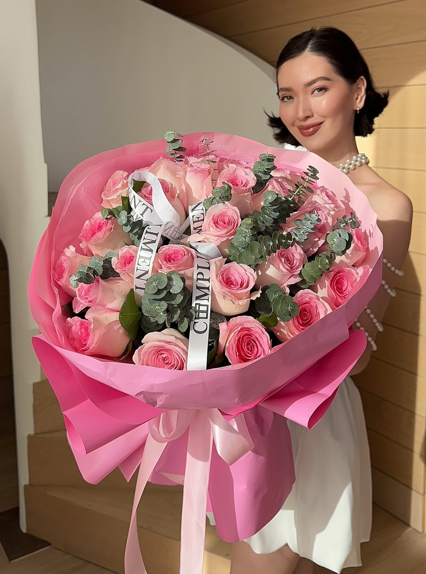 25 PINK ROSES