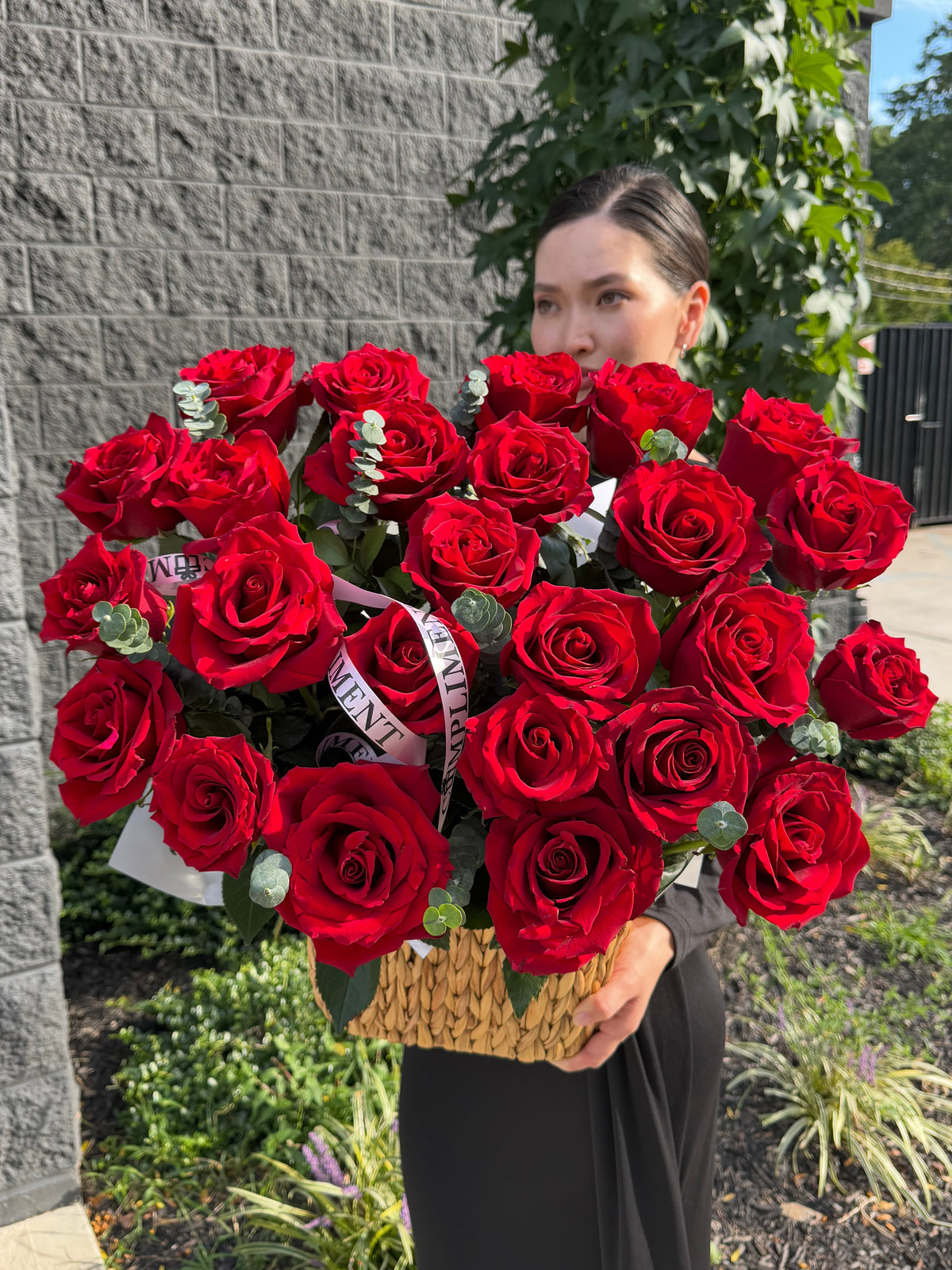 25 RED ROSES IN A BASKET