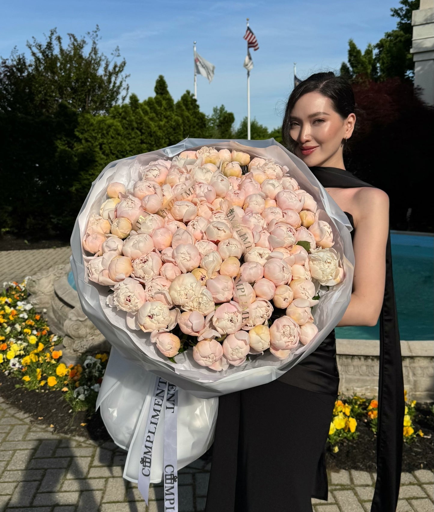 100 PEONIES